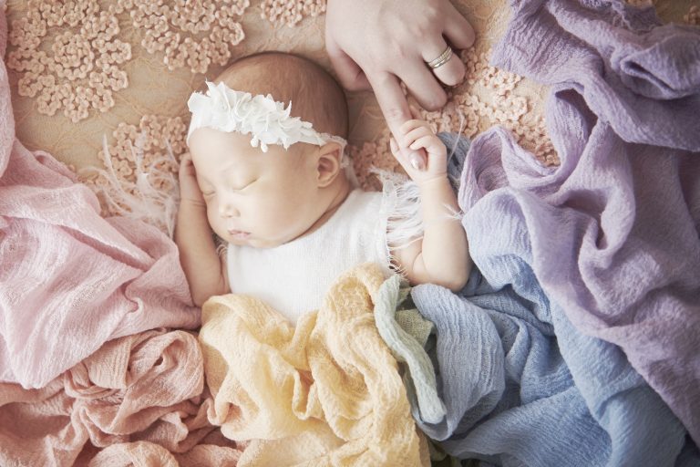 最低価格の ニューボーンフォト ロンパース ピンク レース 新生児 写真 ベビー 衣装